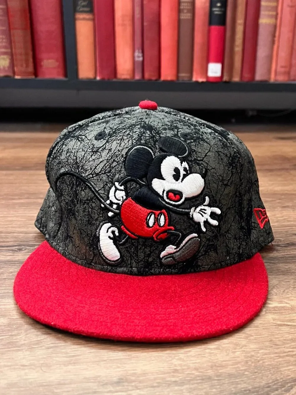 Bloc 28 x Disney Vintage Mickey New Era 59Fifty Wool 7 5/8